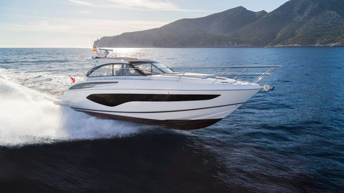 Princess V50 Open yacht render