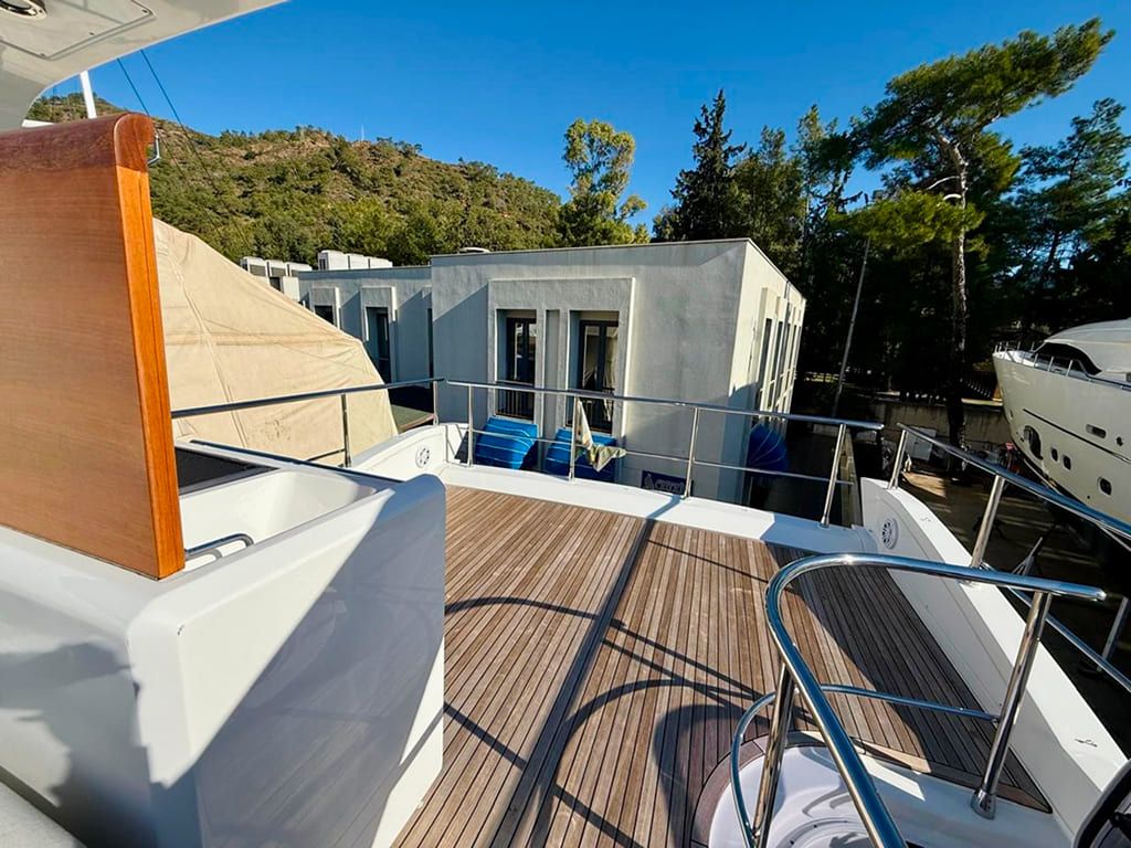Azimut 50
